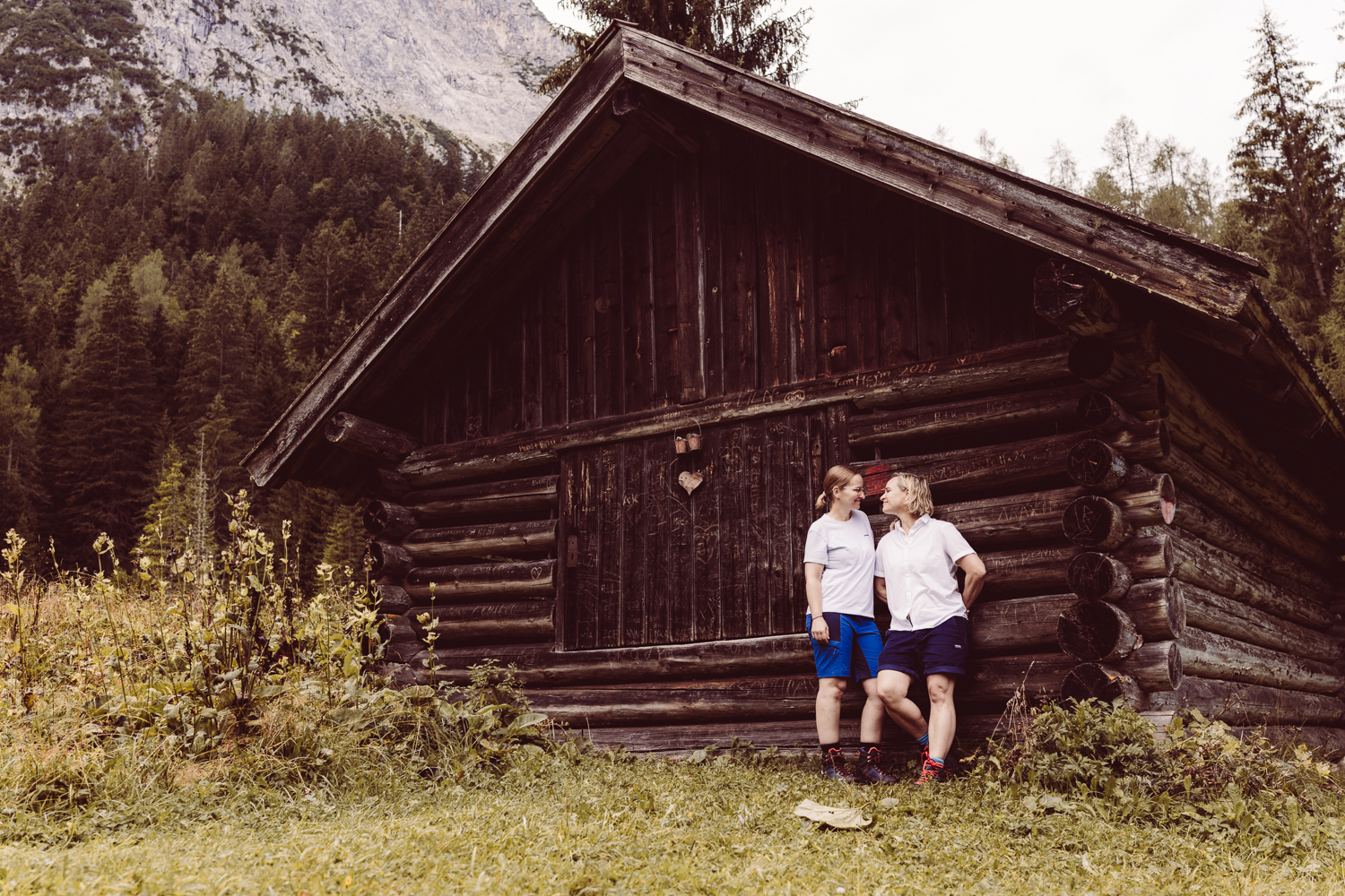 Wanderhochzeit_zu-zweit_Fotografin_Berg-Elopement_Österreich-74