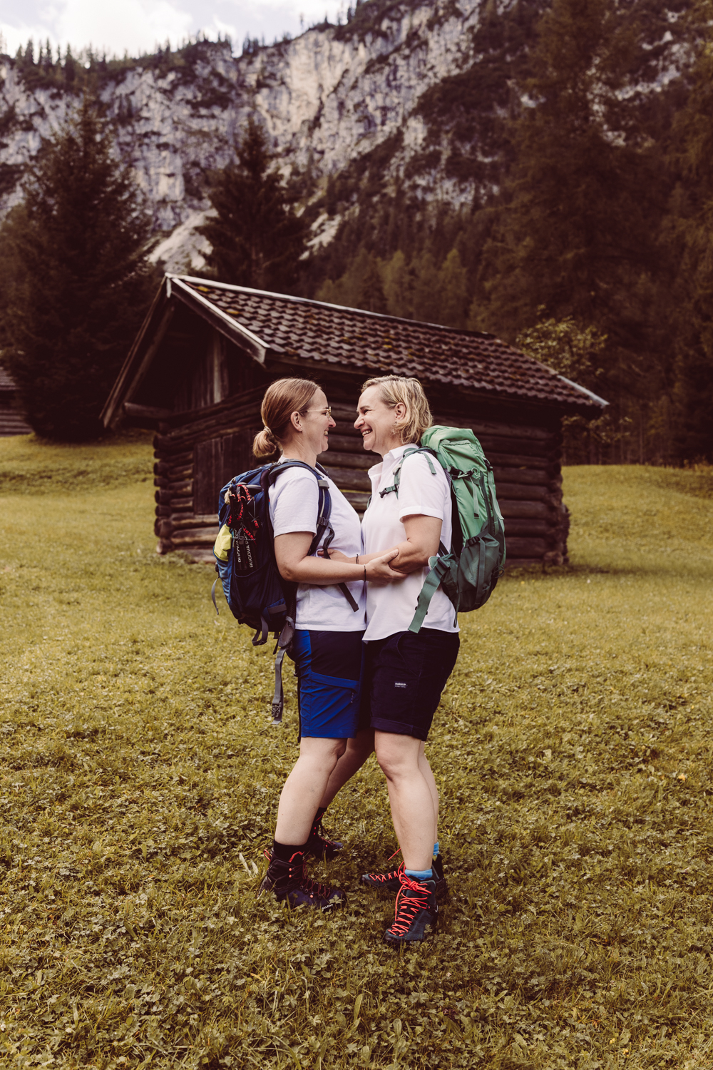 Wanderhochzeit_zu-zweit_Fotografin_Berg-Elopement_Österreich-81
