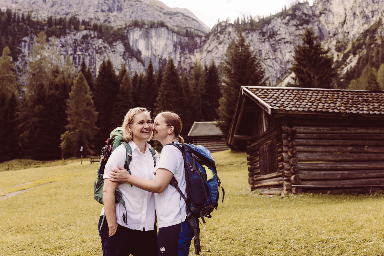 Wanderhochzeit_zu-zweit_Fotografin_Berg-Elopement_Österreich-82