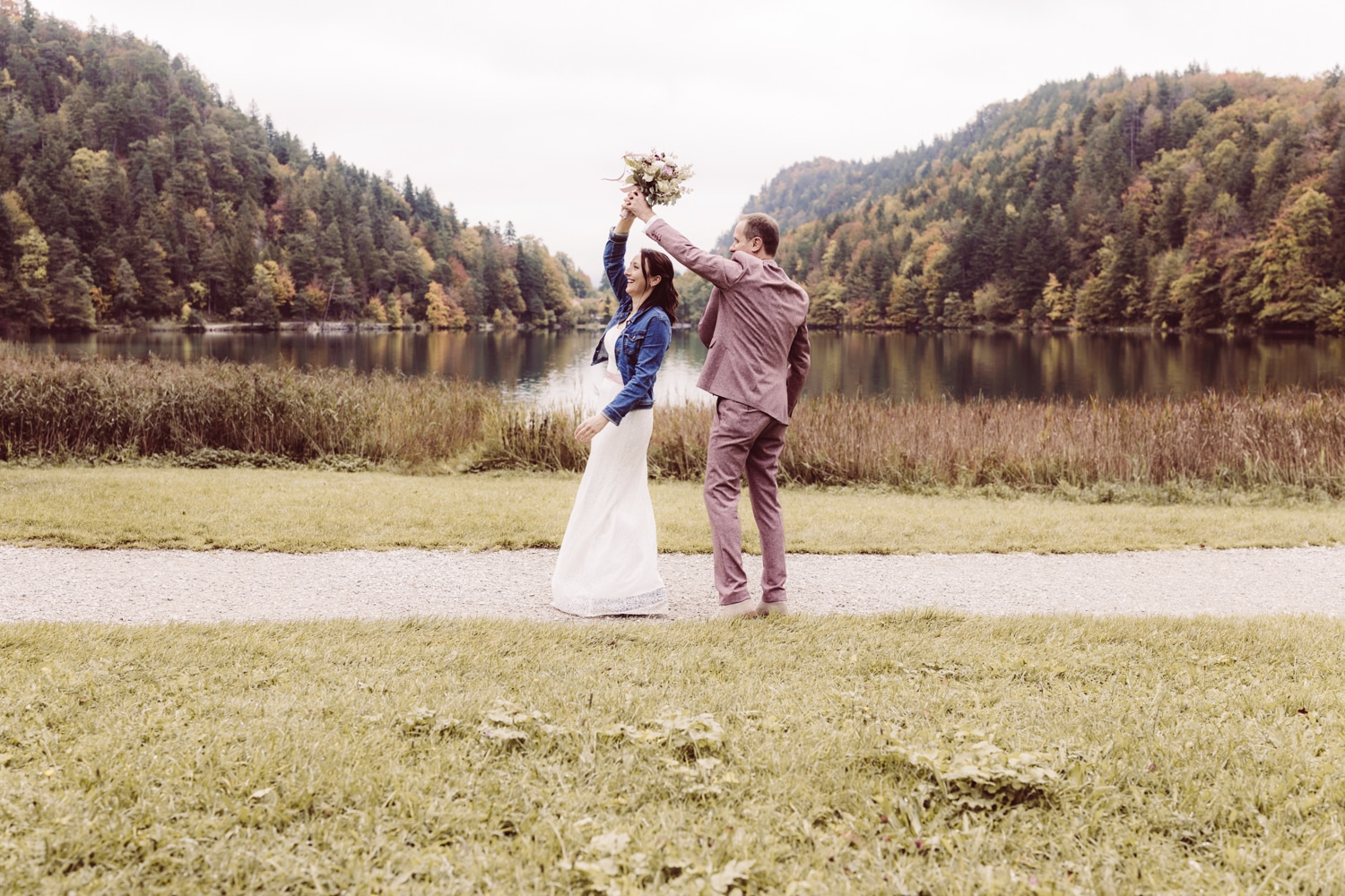 Fotografin f&uuml;r euren Hochzeitstag zu zweit, in F&uuml;ssen und Umgebung
